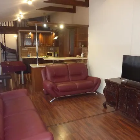 Alžbetina- Luxury Large 21 *